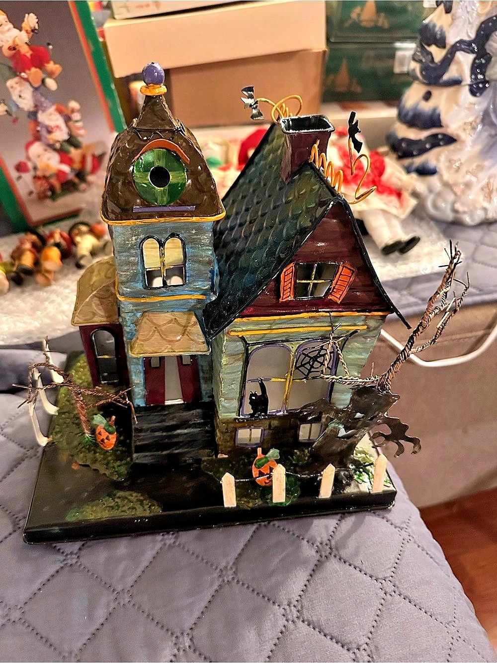 Lighted Haunted House Holiday Decoration